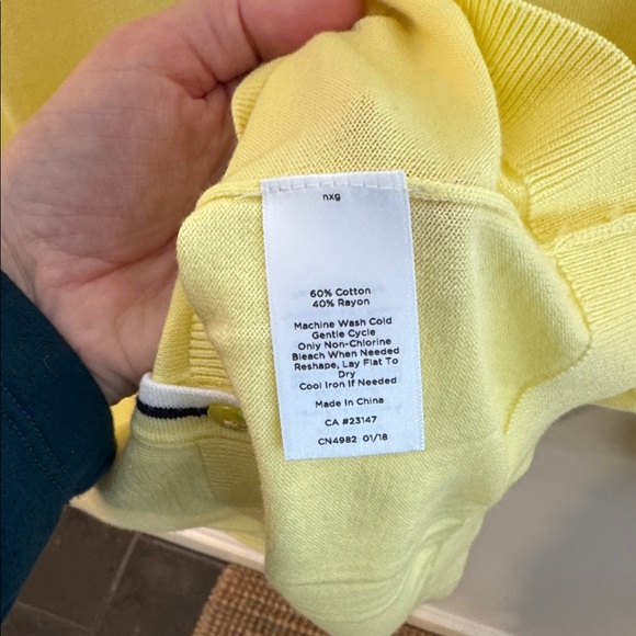 Talbots NWT Women’s Tipped Charming Yellow Cardigan  Black White Trim Size M - Picture 3 of 4